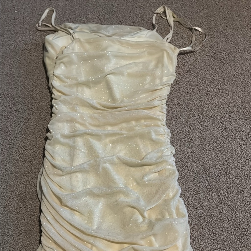 Windsor light yellow homecoming dress